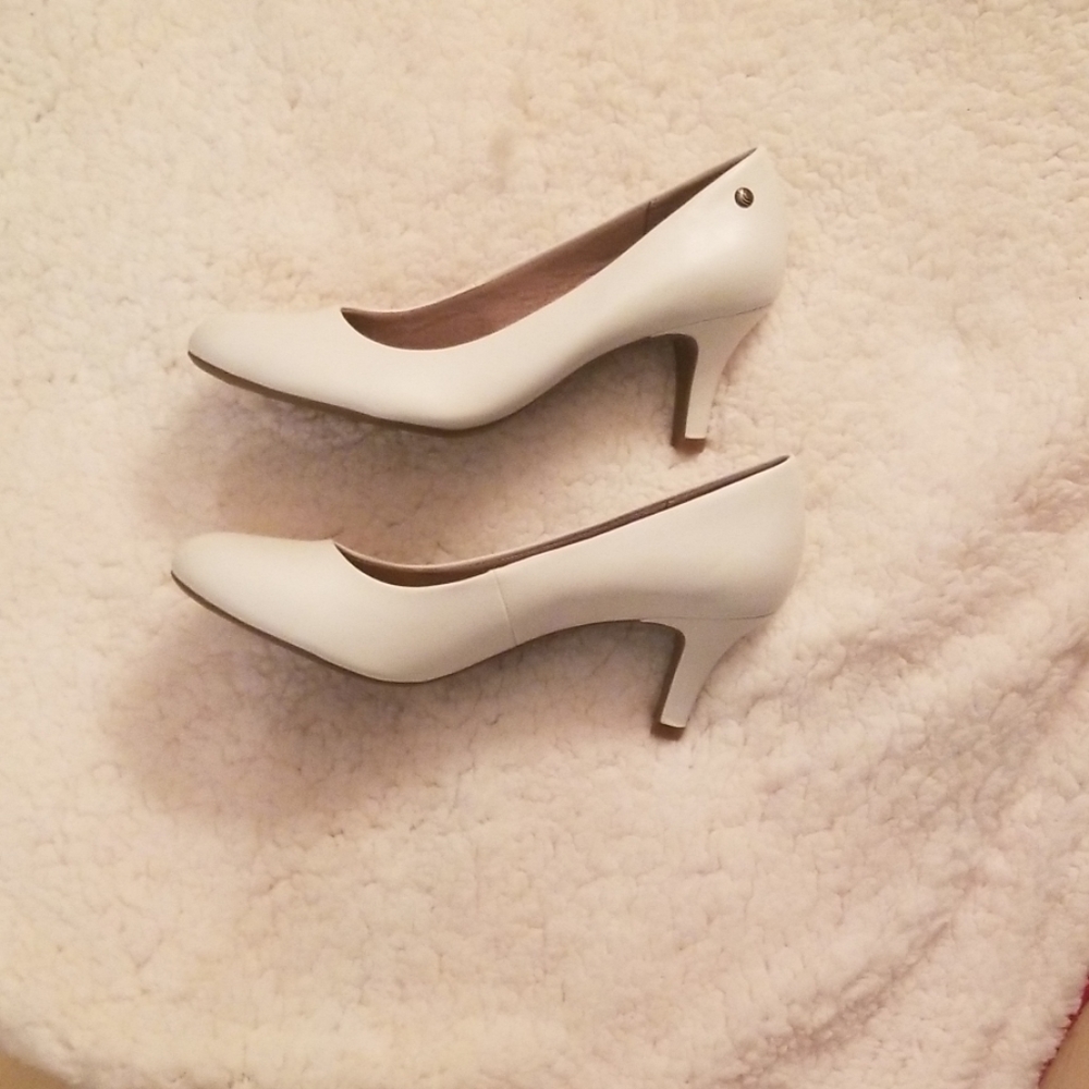 Kitten heel pumps lifestride parigi